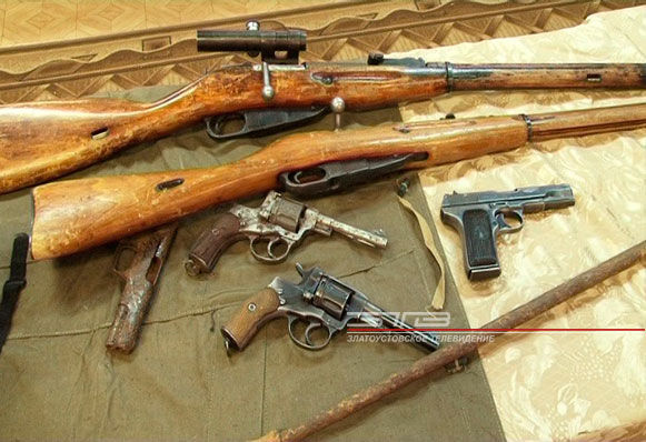 Южноуральские поисковики организовали уникальную выставку экспонатов с полей сражений ВОВ