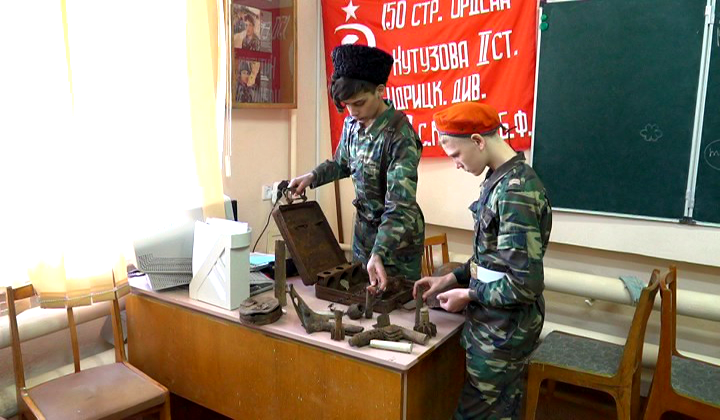 Школьники привезли уникальные свидетельства ВОВ с раскопок