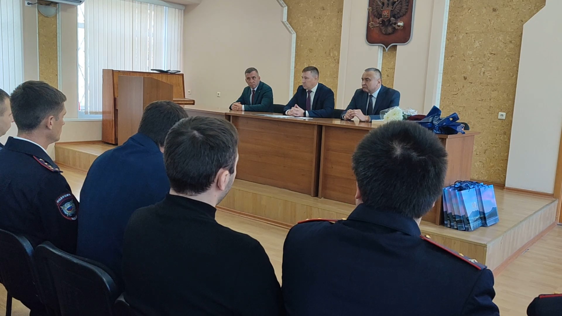 Сотрудники отдела уголовного розыска отметили профессиональный праздник