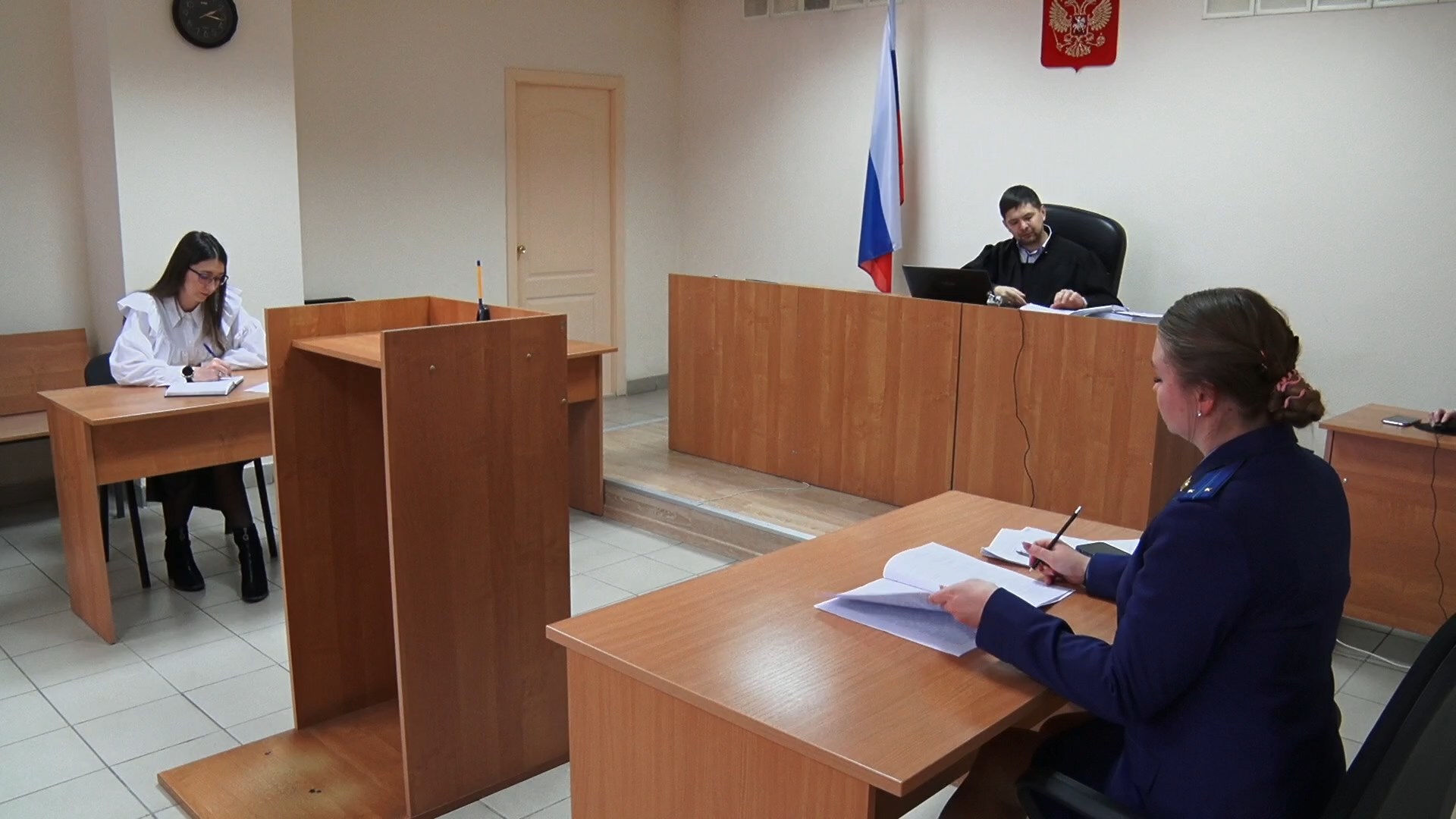 Златоустовский городской суд рассматривает уголовное дело о ложном сообщении акта терроризма