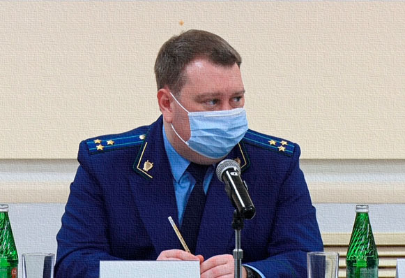 Исполняющий обязанности прокурора Челябинской области Павел Вепрев 31 марта работал в Златоусте