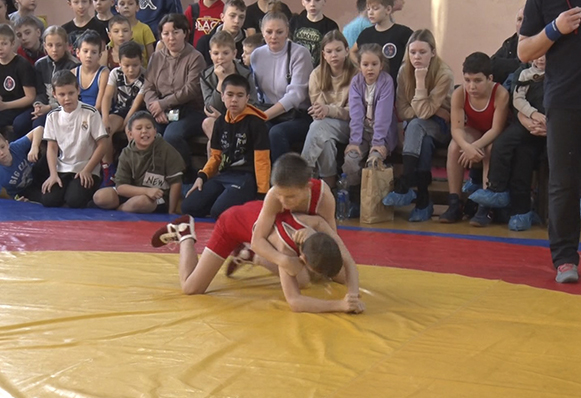 Самые юные спортсмены прошли отбор в сборную Златоуста по греко-римской борьбе