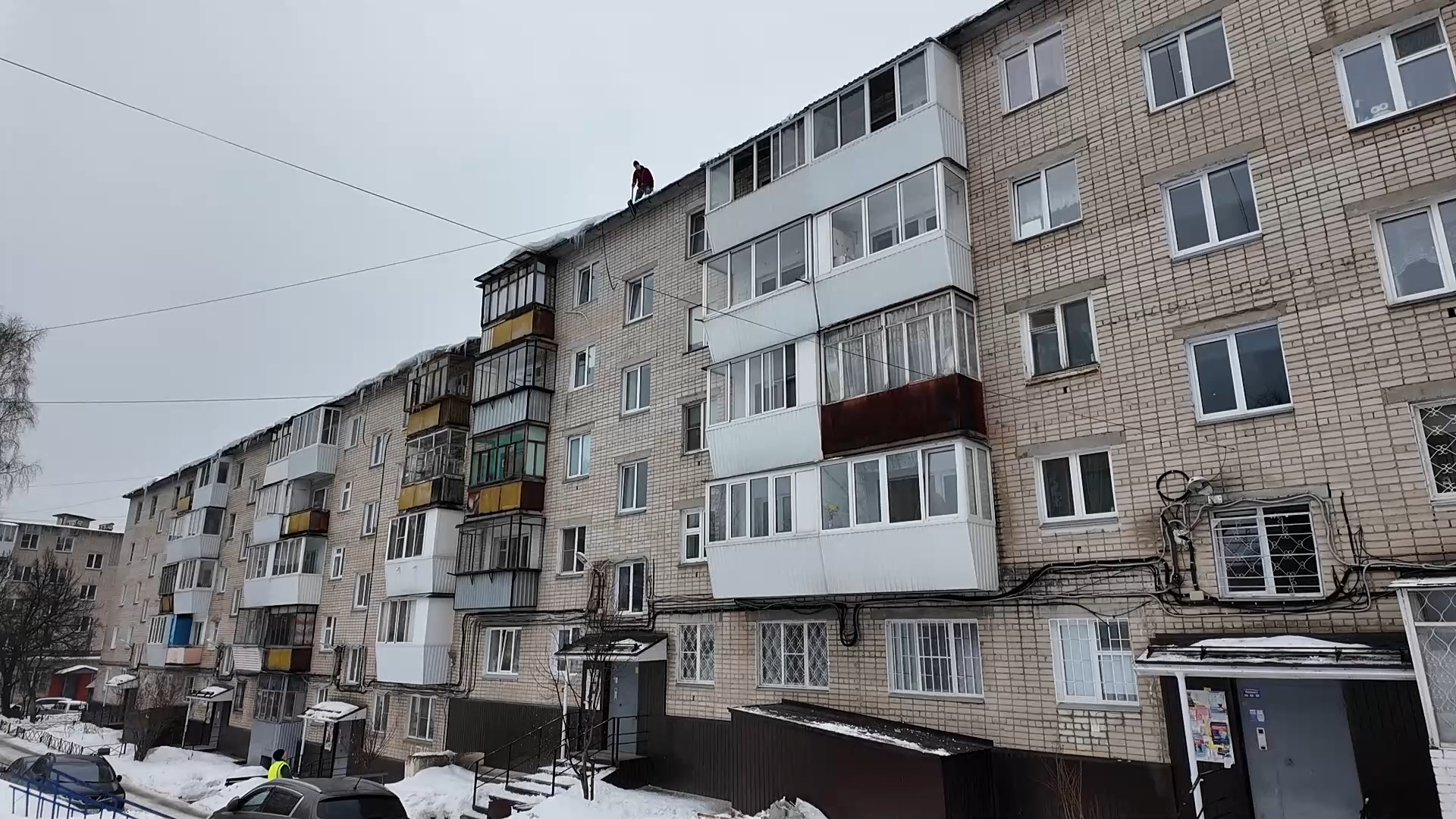 В такую погоду управляющие компании работают в усиленном режиме