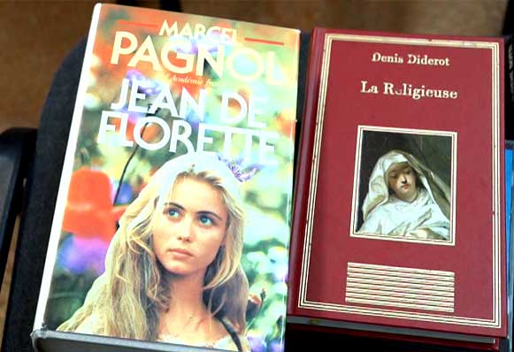 Златоуст получил в подарок уникальную коллекцию книг на французском языке из  Тьера