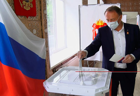 Свою гражданскую позицию сегодня проявил депутат Виктор Рощупкин