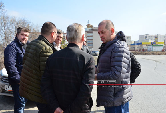 Глава ЗГО предложил начислять зарплату коммунальным чиновникам, исходя из чистоты на городских улицах