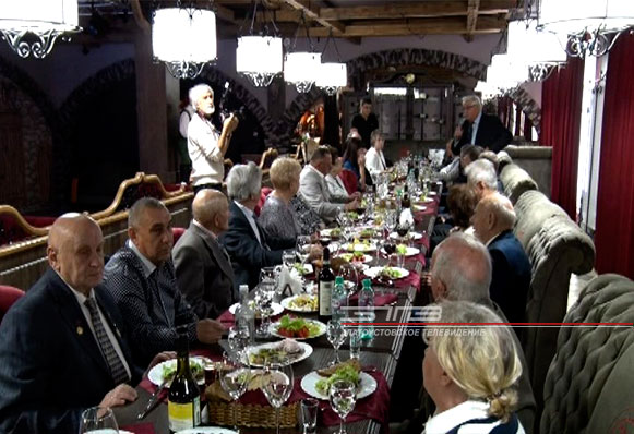 Почетных граждан Златоуста чествовали на торжественном приеме