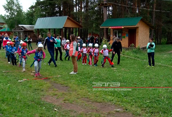 Воспитанники детсадов Златоуста стали «туристятами»