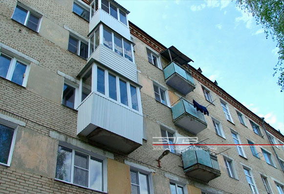 Коммунальная война. Именно так жители дома №3 по 7-й линии проспекта Гагарина называют ситуацию, в которой они оказались