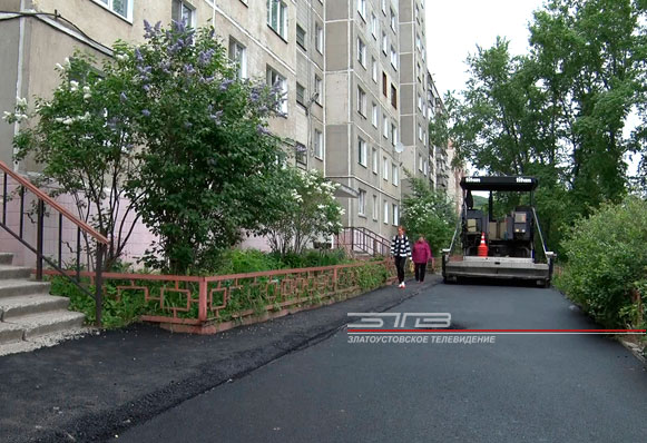Благоустройство на радость златоустовцам. В квартале Металлист сразу несколько домов попали под реализацию федеральной программы «Комфортная городская среда»