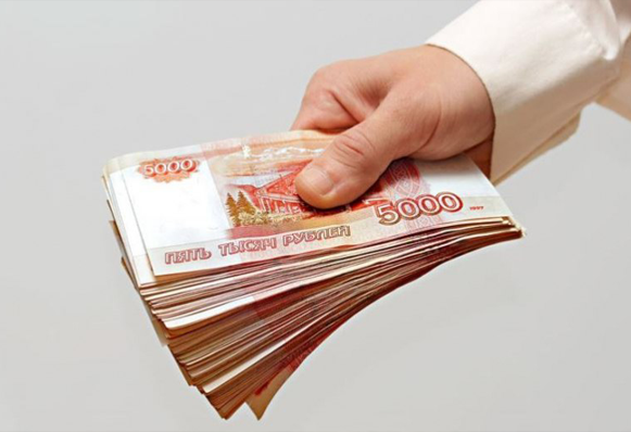С 1 сентября зарплаты бюджетников будут повышены на 4,3%